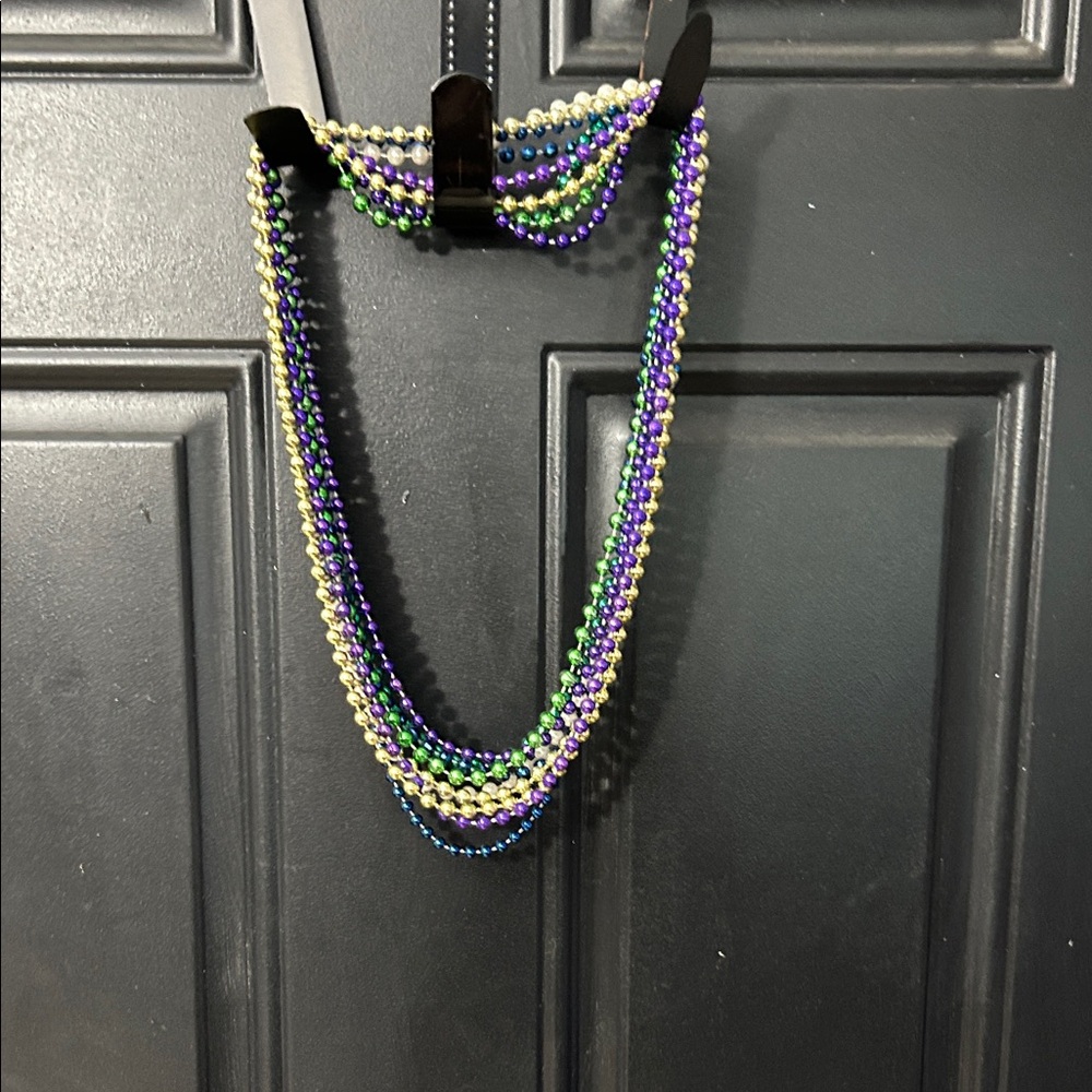 Colorful Beaded Necklace Set - Picture 2 of 2
